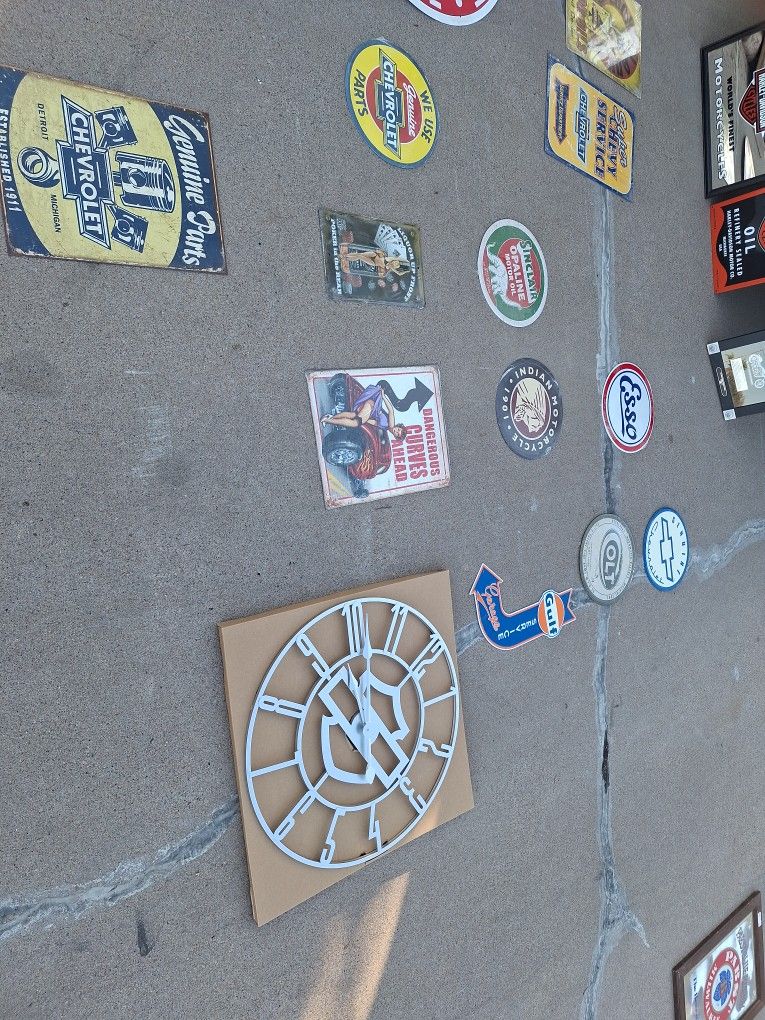 12617 N 30th Ave Phx 85029 Yard sale