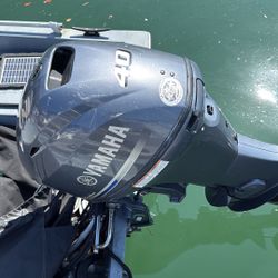 2014 40HP Yamaha Outboard Motor. $$ VERY LOW HOURS $$