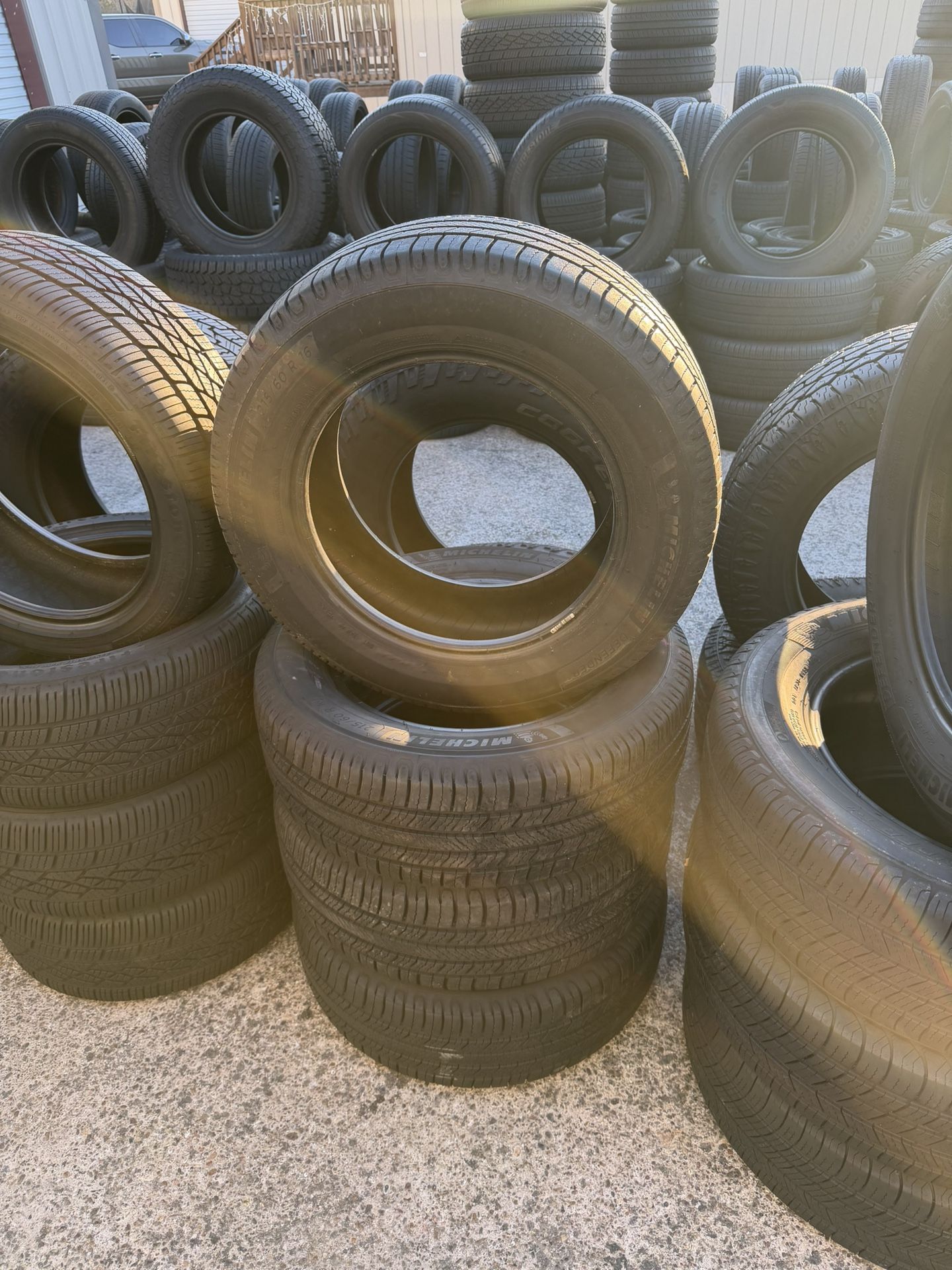 4 Llantas 215/60/16 Dela Michelin 95% De Vida