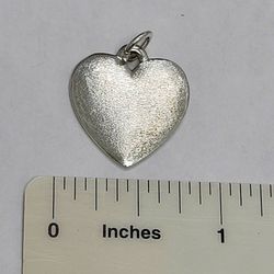 James Avery Sterling Silver Smooth Engravable Classic Heart Charm