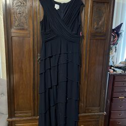 Pre Owned Black Evening Dress Layered With Beads In Excellent Condition Patra Brand Size 16 