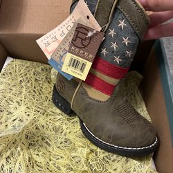 Toddler boots