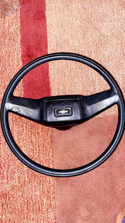 81-91 Chevy Body Chevy Truck Steering Wheel Part Center Cap