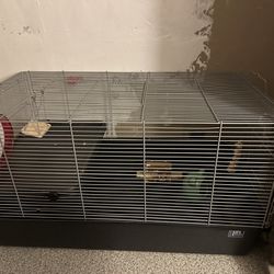Hamster/small animal cage