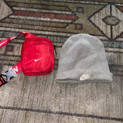 Nike Bag And Nike 🧢🧢 