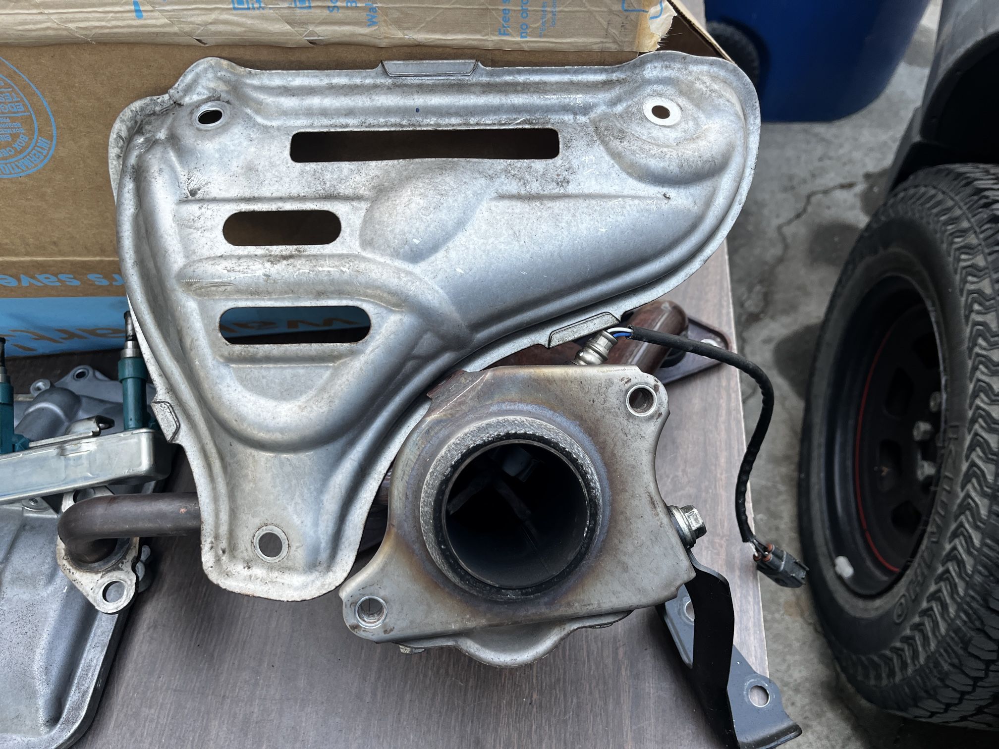 2010 Prius Manifold
