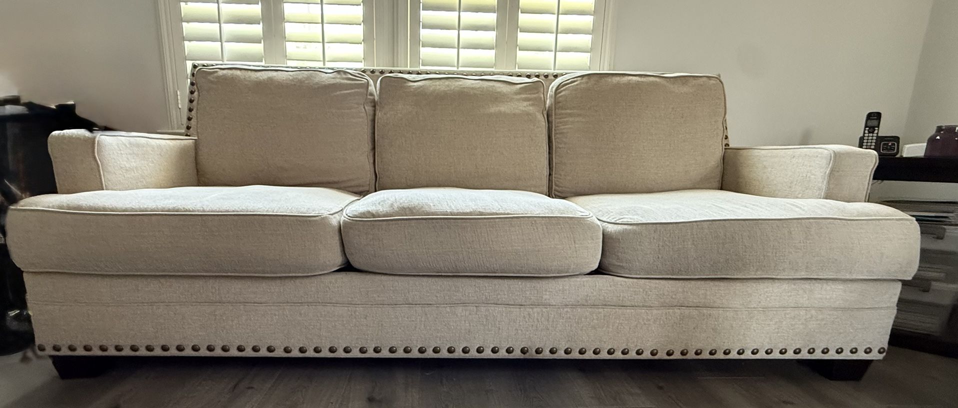 Sofa Set (2 & 3 Seater)
