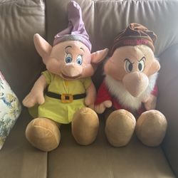 2  Like New Vintage DISNEY  Very BIG Of The 7 Dwarves DOPEY  And  Grumpy 3ft Tall Excellent Condition Smoke Free House 