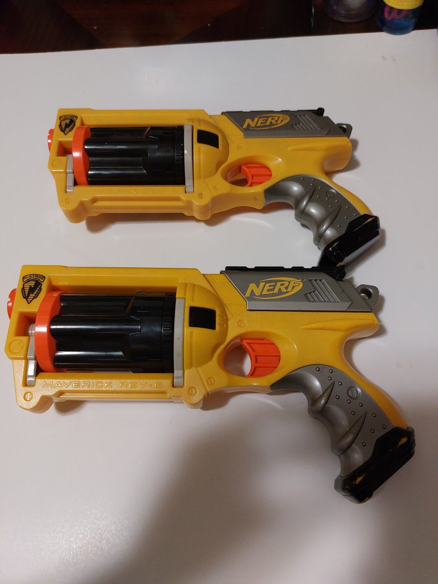 2 Nerf Maverick Rev-6 Nerf Gun N-Strike Yellow Black Revolver, no bullets