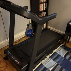 Horizon T101 Treadmill