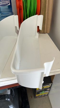 Frigidaire shelves