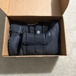 Snow Boots