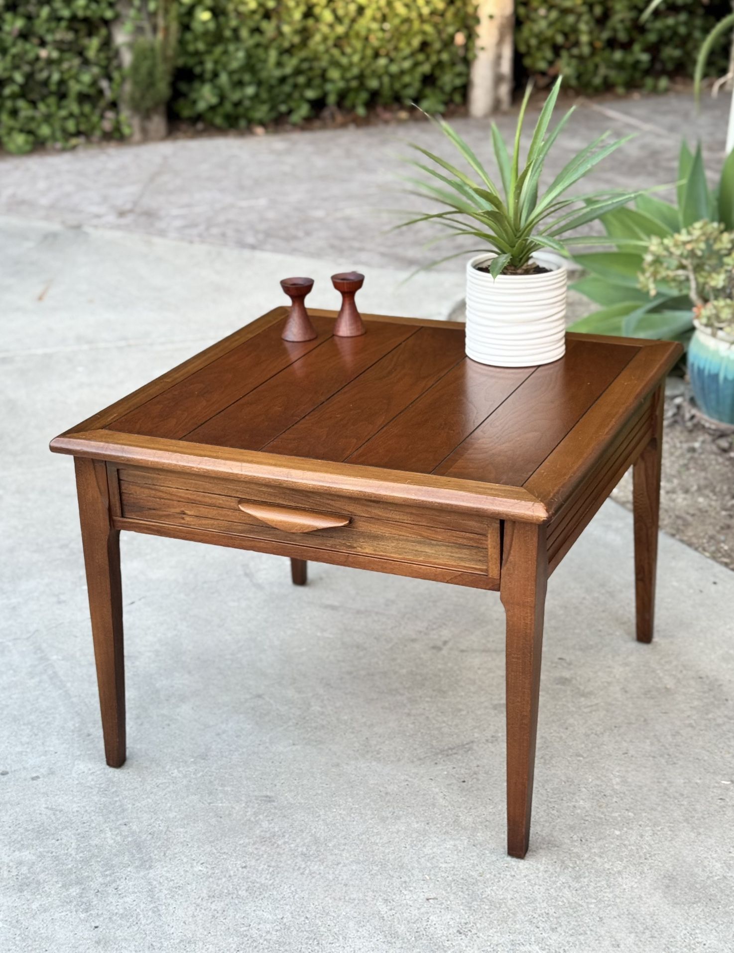 Mid Century Modern Vintage MCM Side End Accent Wood Table