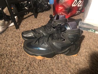 Lebron 13 “black lion”