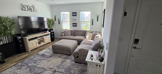 Couch sectional with ottoman with storage