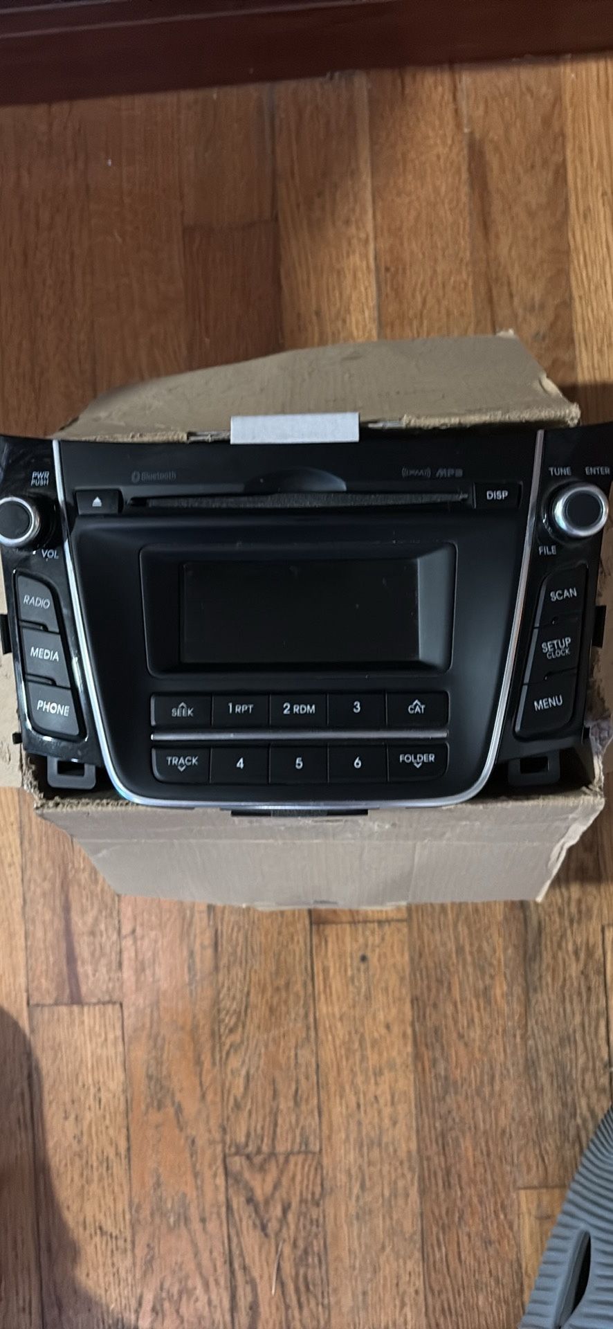 Hyundai Elantra 2016 Radio with DVD Player