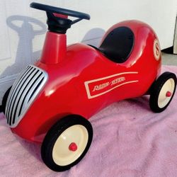 Vintage Radio Flyer Matal "Little Red Roadster" Ride - On - Toy Car 