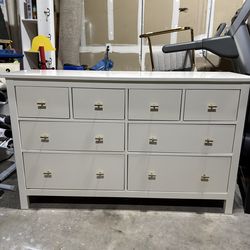 Ikea Hemnes 8 Drawer Glossy Dresser