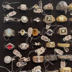 Men’sM/F rings sterling silver sizes 6 to 10 & 9 to 13  Men $20 each(This weekend only)