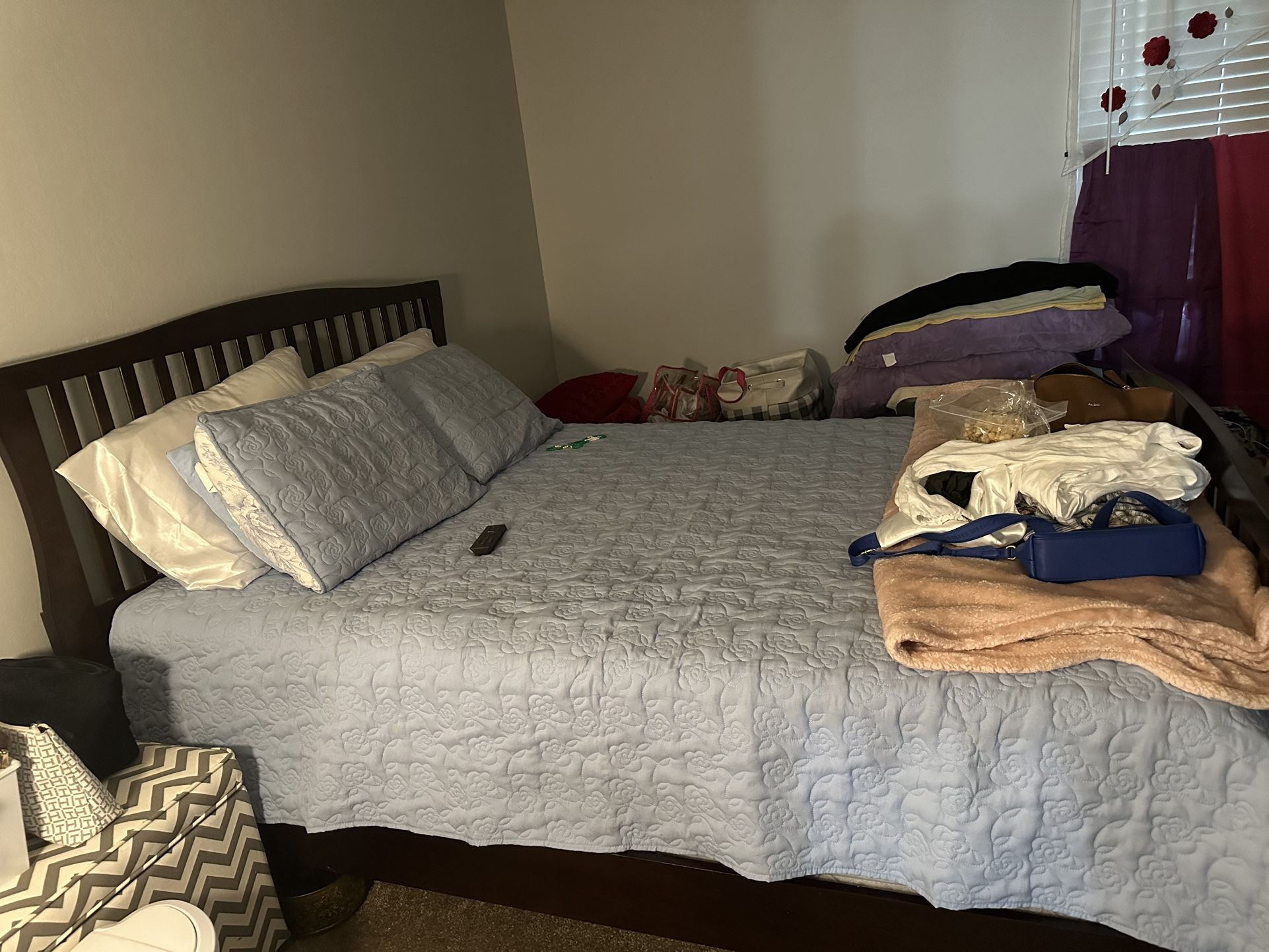Queen Bed