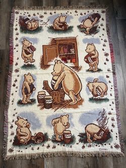 Disney CLASSIC WINNIE POOH TAPESTRY BLANKET Throw 66x48 Vintage 90s Fringe USA