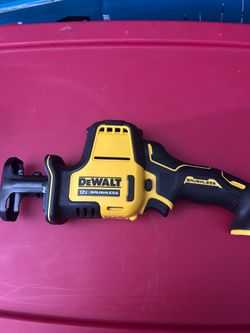 12 v saw dewalt
