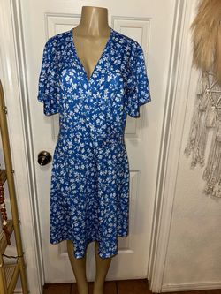 Women’s dress size xl