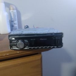 Pioneer Car Stereo DEH-6400BT with Wiring