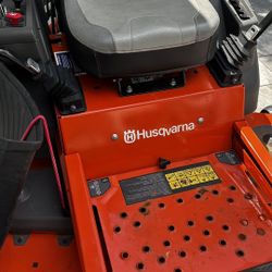 Husqvarna Z254F