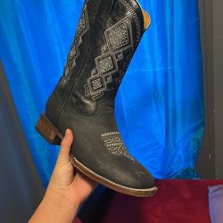 Selling My Boots From Mexico