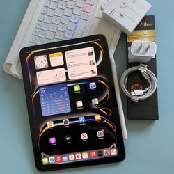 Apple IPad Pro 11” (M5 chip / 2025 Newest ) 256GB with keyboard, pen & Accessories (Warranty + ) 