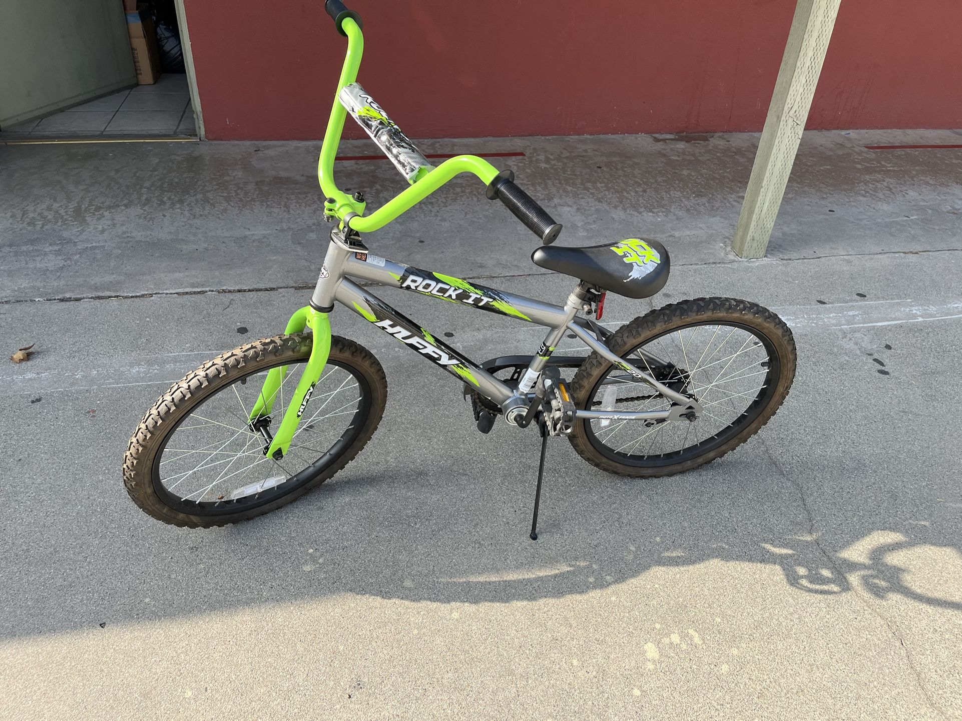 Bicycle Kids - Mountain Bike for Sale in El Monte, CA - OfferUp