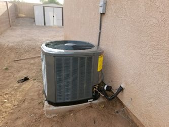 5 TON TRANE SPLITSYSTEM NEW AIRHANDLER/CONDENSOR