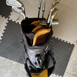 Cobra Gravity Back Right Hand Iron Golf Club Set & Walter Hagan Bag