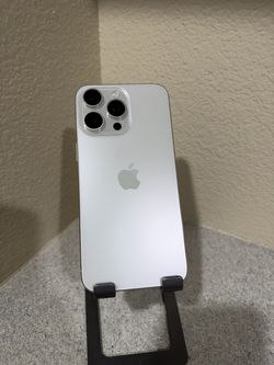 iPhone 15 Pro Max 256GB White Unlocked