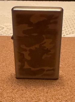 Vintage Commonwealth Brands Camouflage Pocket Lighter – Unfired