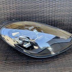 2017 2018 2019 2020 Porsche Panamera Right Passenger Side LED Headlight OEM (contact info removed)32F