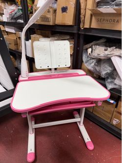 Kids computer desk