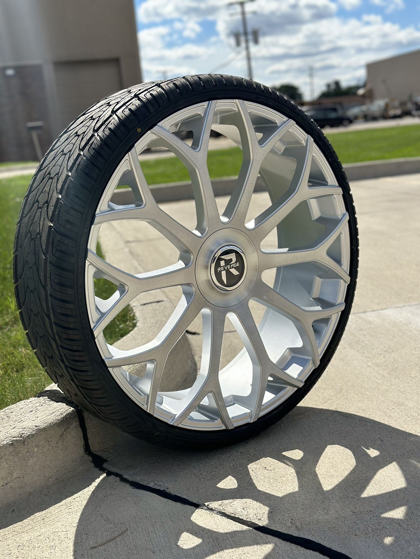 BRAND NEW WHEELS AND TIRES 28 INCH NOW ON SALE MESSAGE ME FOR PRICE