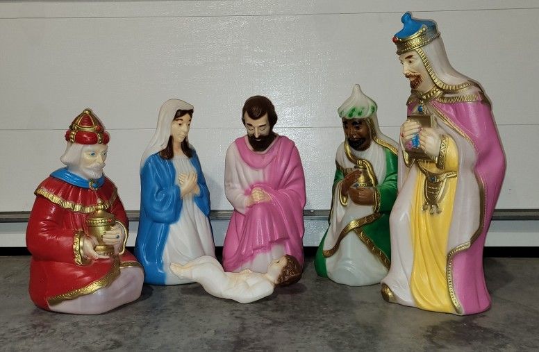 Nativity 6 Piece Set 1970s Blow Mold