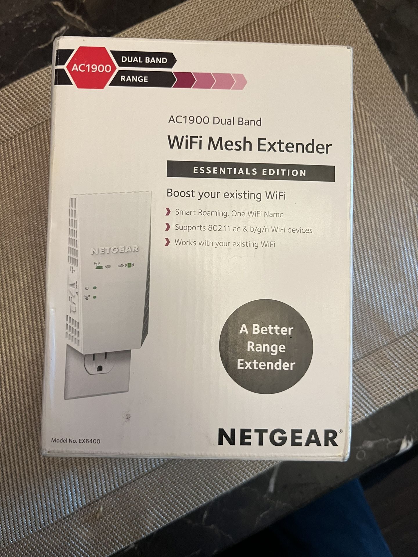 Brand New Netgear AC1900 WiFi Mesh Extender