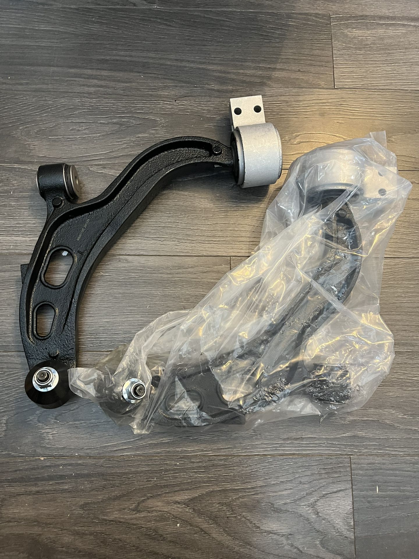 Ford Flex/Taurus Mkt Lower Control Arm