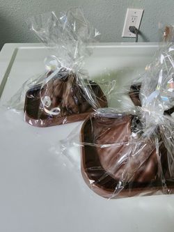 10 Erupting Volcano Party Favors 