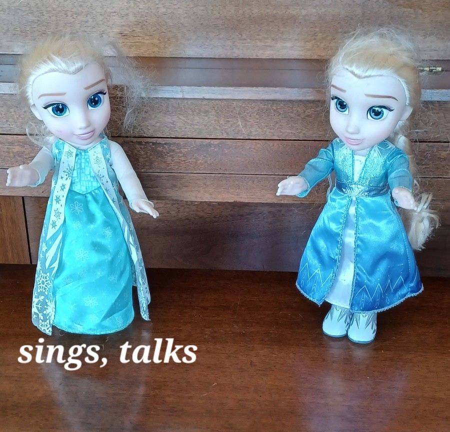 Elsa Dolls. Sings