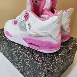 Ladies Jordan’s 4