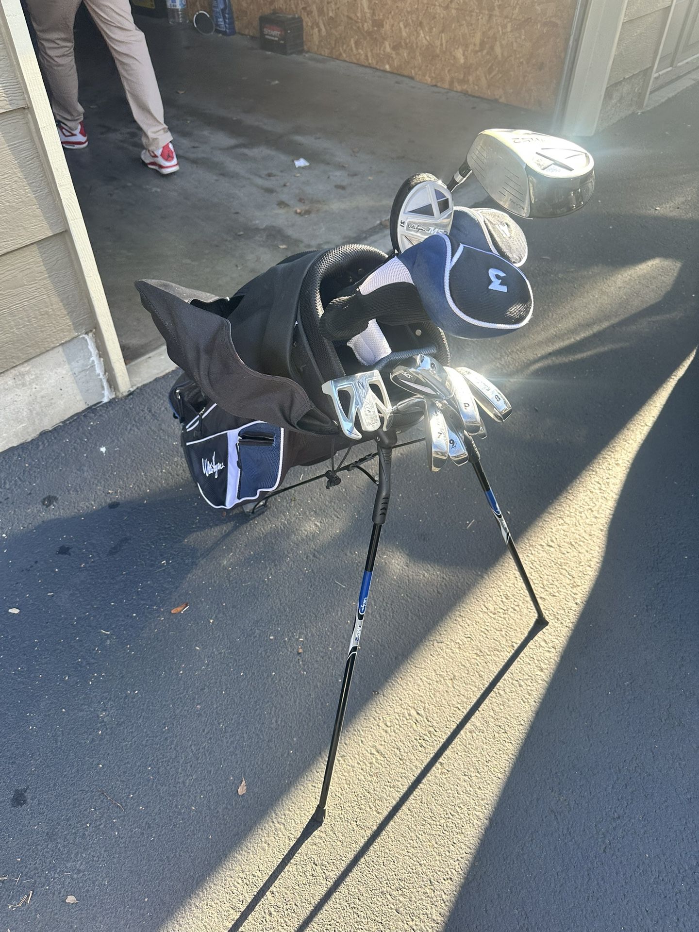 Golf clubs