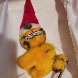 Garfield Gripper Plush