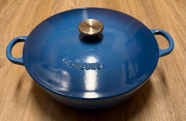 Le Creuset 4.25 QT Dutch Oven