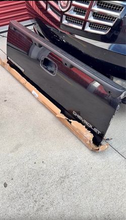Silverado tailgate