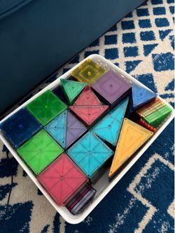 Authentic MAGNA-TILES Magnetic Building Tiles – 100+ Pieces